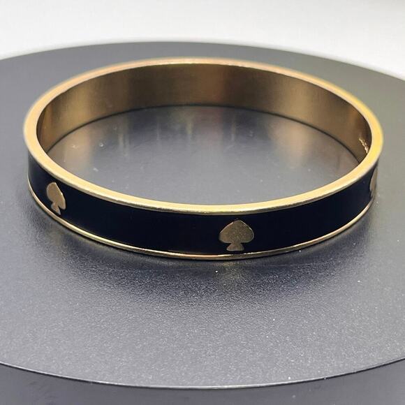 Kate Spade New York Black Enamel Gold Plated Ace Of Spade Bangle Bracelet - Picture 2 of 8